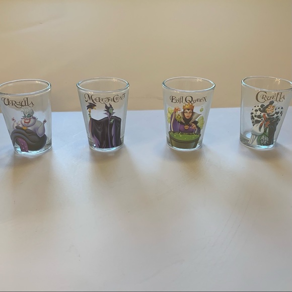 Disney Villains Glassware Set of 4 - Picture 3 of 7